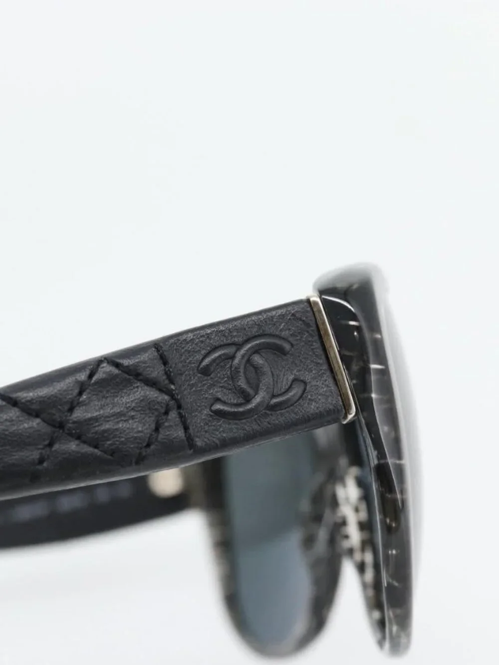 CHANEL Matelasse Sunglasses Plastic Lamb Skin Black CC Auth BA12975M